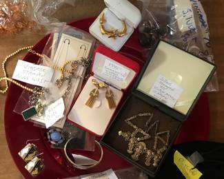 antique and vintage jewelry