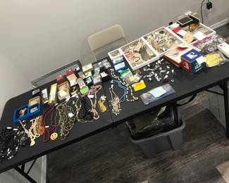 setting up jewelry tables