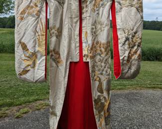 Lot 390: Hand made adult size kimono with hand embroidered detail