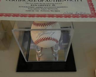Ken Griffey Jr Signed Baseball