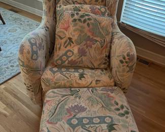 Wingback Chair / Ottoman