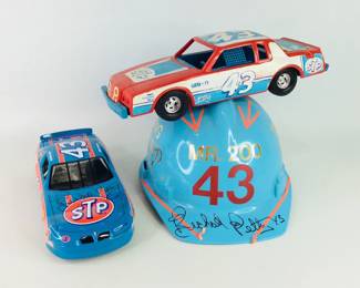  Richard Petty Signed Collection