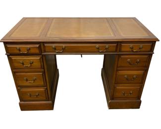 #74 • Vintage Sligh-Lowry Furniture Solid 7 Drawer Desk
