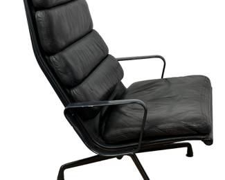 #154 • Eames for Herman Miller Aluminum Group Black Soft Pad Arm Chair EA423
