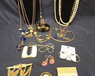 Goldtone Costume Jewelry Lot