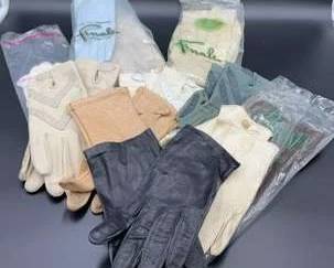 Vintage Glove Collection small, Different Sizes And Styles
