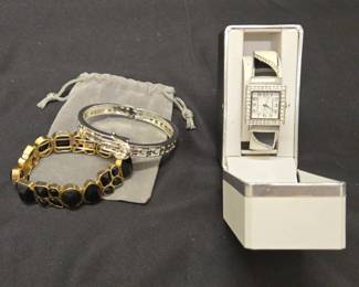 Stunning Black And Silver Costume Jewelry Lot