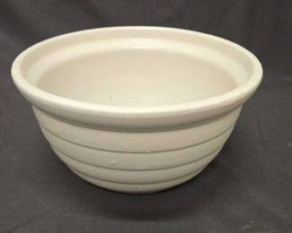 Vintage Monmouth USA Gray Pottery Bowl