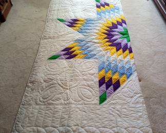 Handmade Ozark Quilt, 88" x 96", New