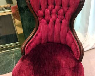Victorian Button Tufted Parlor Chair, 22" x 18.5" x 37"