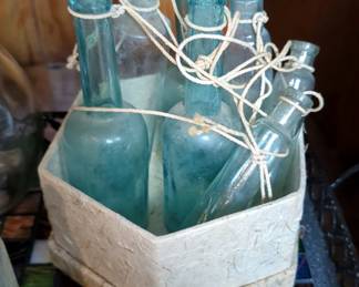 Bottles Including 14" Square, 9.5" Fat Bottom Stamped 3128, Qty 2, 7.5" For Pike's Peak, And More, Includes 2.5" x 20" x 9" Handled Mosaic Tray