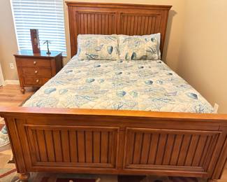 Queen size bed with mattress