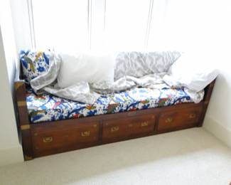 Reproduction Steamship daybed Claremont $500