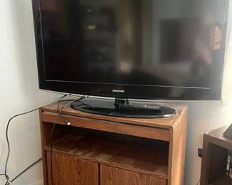 Samsung 45 Television And Stand