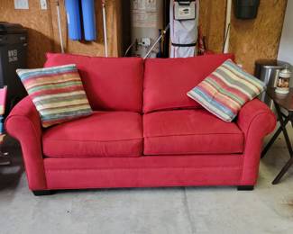 Sleeper liveseat by Cindy Crawford Home