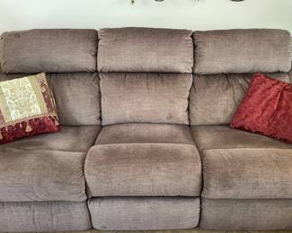 $550 Electric Sofa (double recliner) (power head rests)