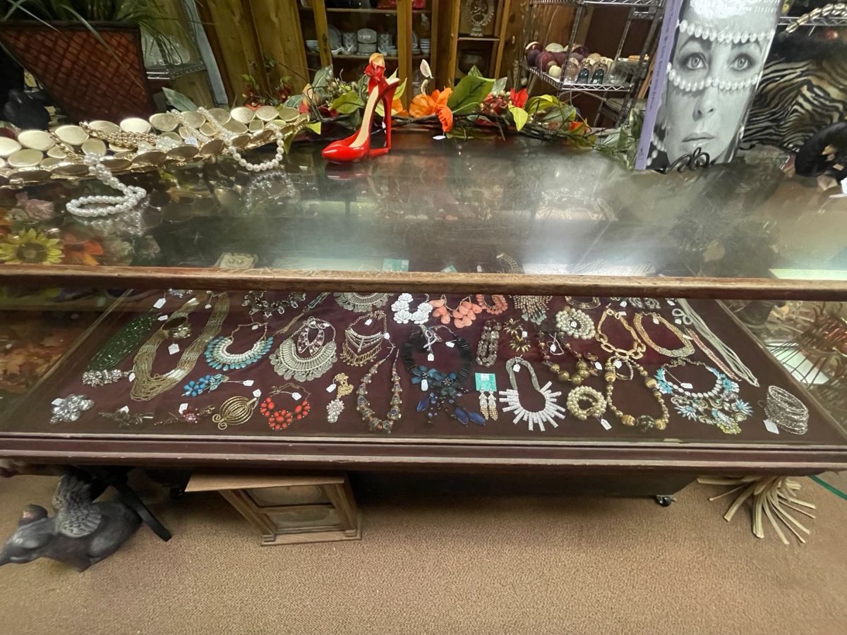 Estate Clearance Sale in Mcpherson, KS starts on 5/16/2024