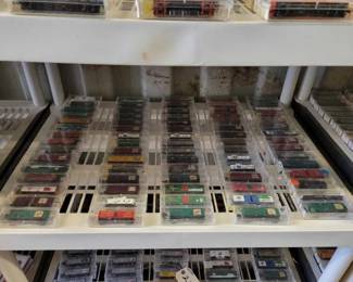 #8206 • (75) Micro Trains N - Scale Model Trains
