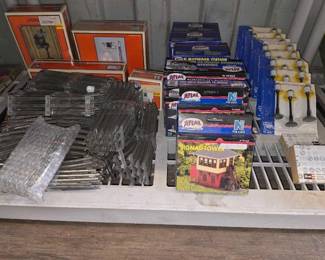 #8588 • Model Train Accessories
