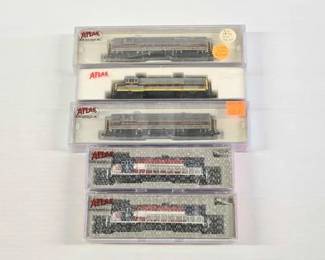 #8120 • (5) Atlas N Scale Model Trains
