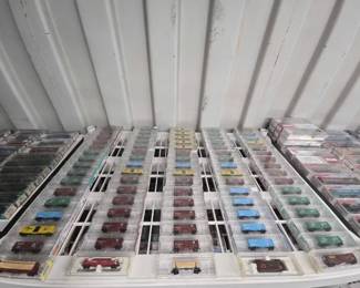 #8520 • (80) Micro-Trains Z-Scale Model Trains
