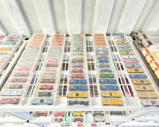 #8550 • (80) Micro-Trains N-Scale Model Trains
