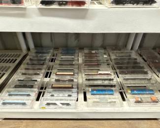 #8538 • (44) Micro-Trains N-Scale Model Trains
