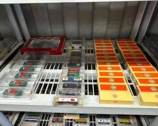 #8532 • (55) Micro-Trains N-Scale Model Trains
