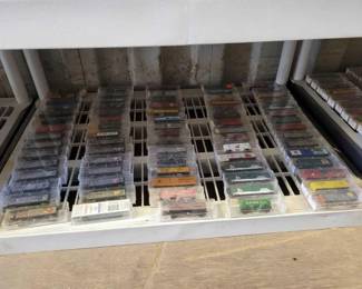 #8208 • (75) Micro Trains N - Scale Model Trains
