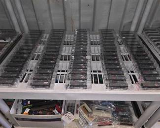 #8566 • (73) Micro Trains N-Scale Model Trains
