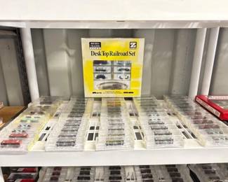 #8514 • (60) Micro-Trains Z-Scale Model Trains
