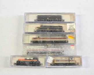 #8172 • (6) Life-Like N Scale Model Trains
