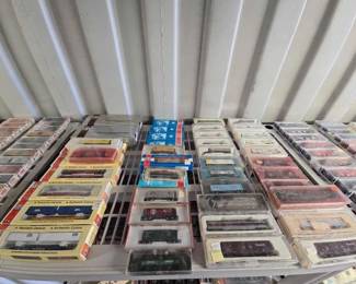 #8560 • (47) Con-Cor Miniature Trains
