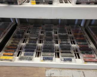 #8238 • (75) Micro Trains N- Scale Model Trains
