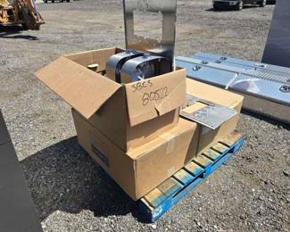 #80522 • (6) Haws Water Fountains
