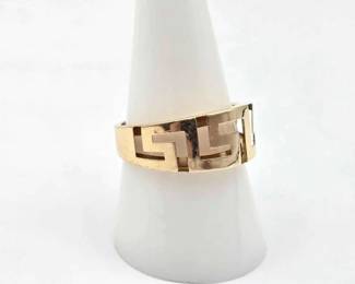 #762 • 14K Gold Greek Key Ring, 1.65g
