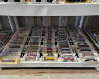 #8258 • (60) Micro Trains N - Scale Model Trains
