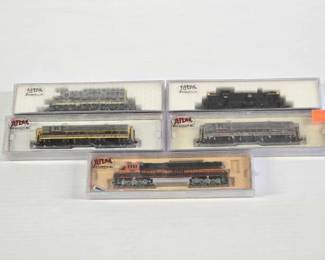 #8126 • (5) Atlas N Scale Model Trains
