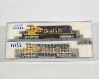 #8136 • (2) Kato N Scale Model Trains

