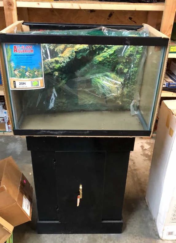 Pet Store Closing Auction 2NEW Merchandise! starts on 5/13/2024