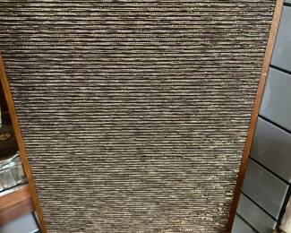 1 OF 2 VINTAGE SPEAKERS