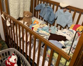 CRIB, VINTAGE BABY CLOTHES - CRIB AND SMALL AMOUNT OF BABY CLOTHES AVAILABLE FOR SATURDAY PURCHASE