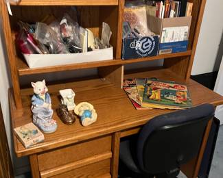 OAK COMPUTER DESK, OFFICE CHAIR, OFFICE SUPPLIES