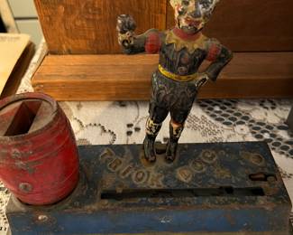 AS IS VINTAGE TRICK DOG BANK