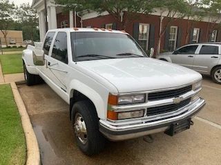 1996 Chevy Crew Cab 4x4 Dually, 159,000 miles, Transmission rebuilt with in past 4,000 miles , Transfer Case completely rebuilt, this is a late 1996 truck with the Vortec 454  Engine,  