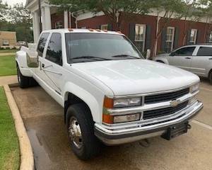 1996 Chevy Crew Cab 4x4 Dually, 159,000 miles, Transmission rebuilt with in past 4,000 miles , Transfer Case completely rebuilt, this is a late 1996 truck with the Vortec 454  Engine,  