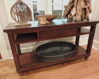 Console (sofa. hall, occasional) Table, Decorator Items 