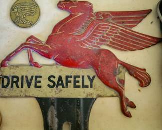 Mobil Pegasus license plate tag