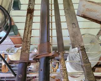Knives and bayonets