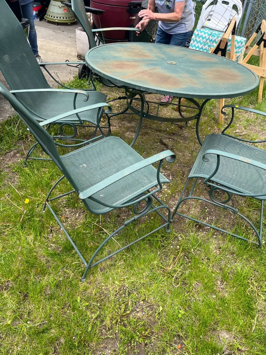 Living Estate Sale of Hollis Phillips starts on 5/15/2024